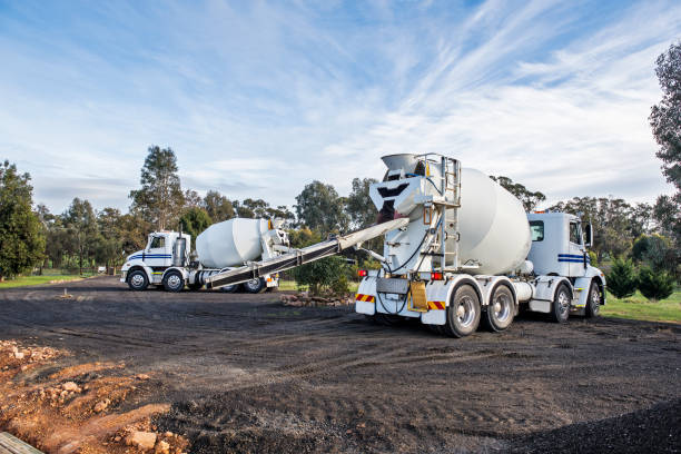 Best Concrete Sidewalk Installation  in Forest Park, OH